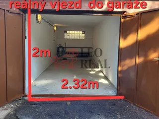 garáž cestička 2.jpg