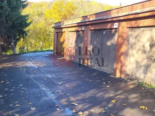 garáž cestička 8.jpg