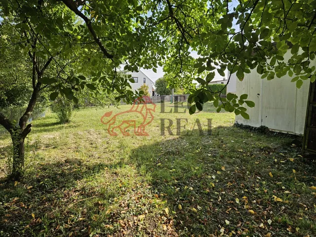 Prodej stavebního pozemku 740 m²