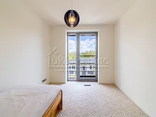 1778151063-2475.jpg