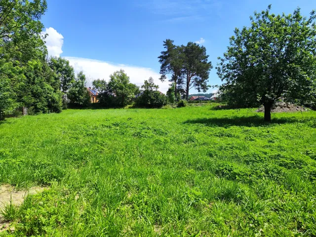Prodej stavebního pozemku 1 655 m²