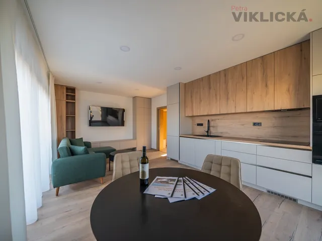 Prodej jednotky 60 m²