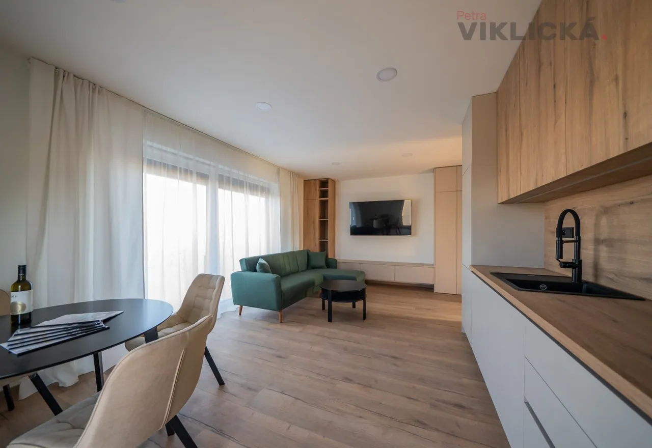Byty-Zajeci-slunce-web-17.JPG