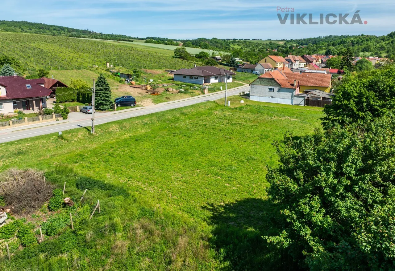 Pozemek-Nechvalin-9.JPG
