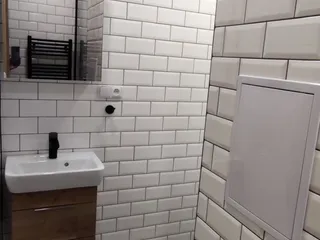 1672919217376