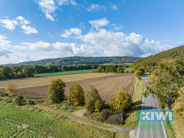 Prodej komerčního pozemku 22 903 m²