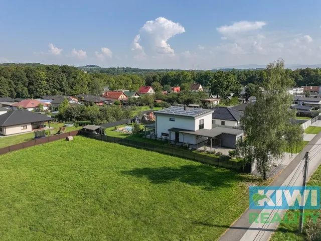 Prodej stavebního pozemku 1 000 m²