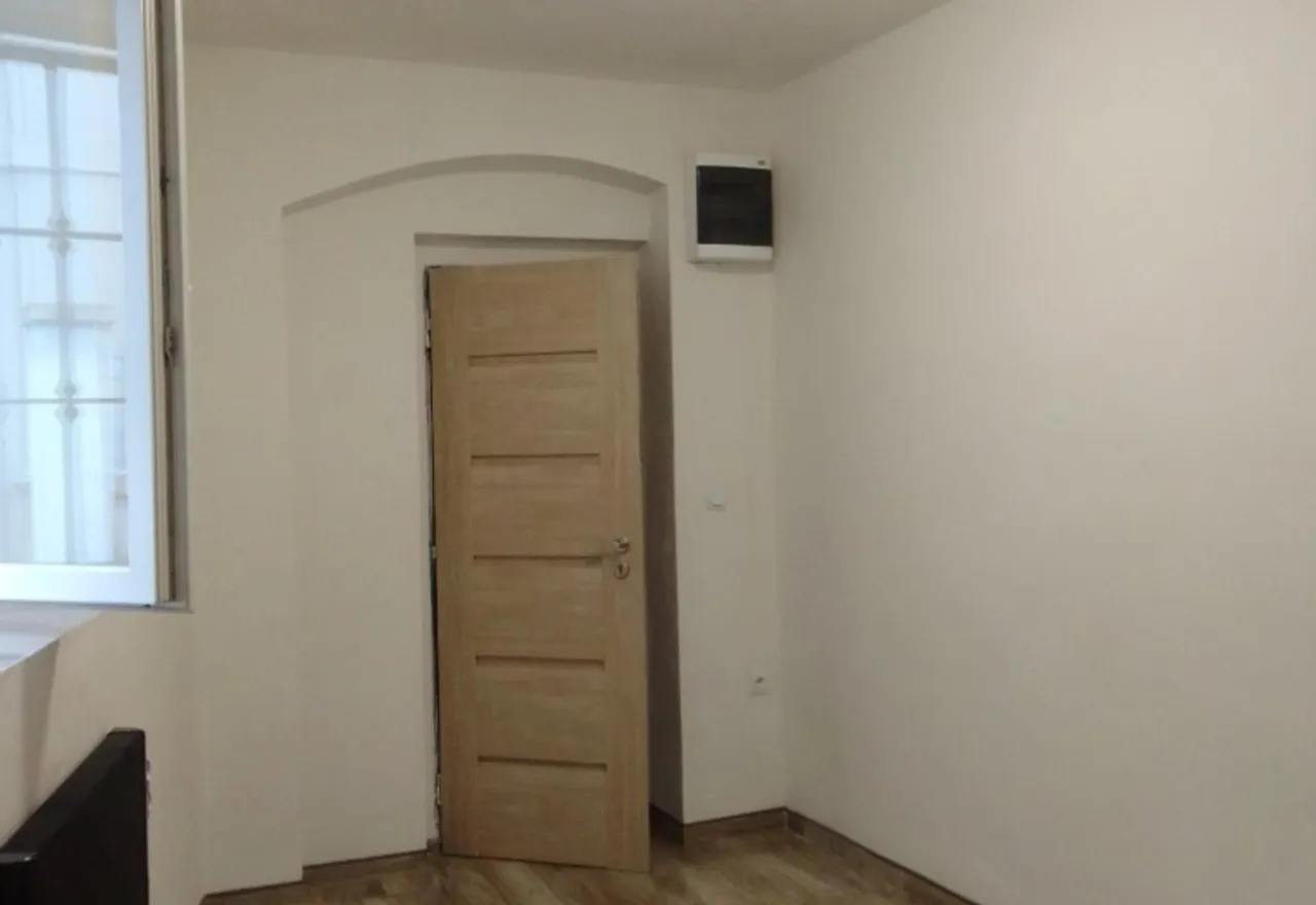 10 (Střední).jpg