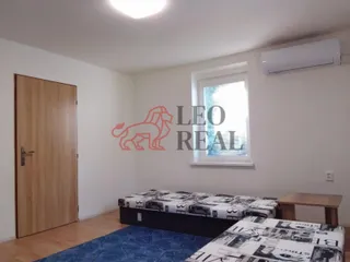 6 (Střední).jpg