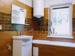 12 (Střední).jpg