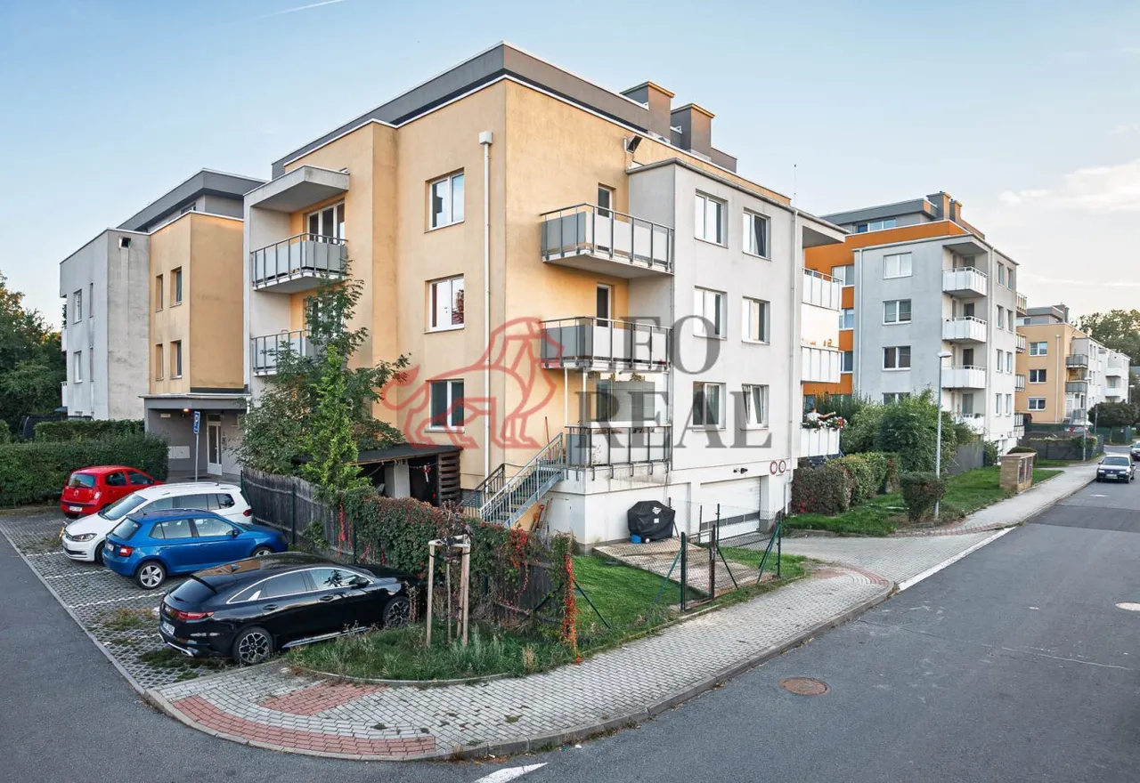 Uhrineves_012.jpg