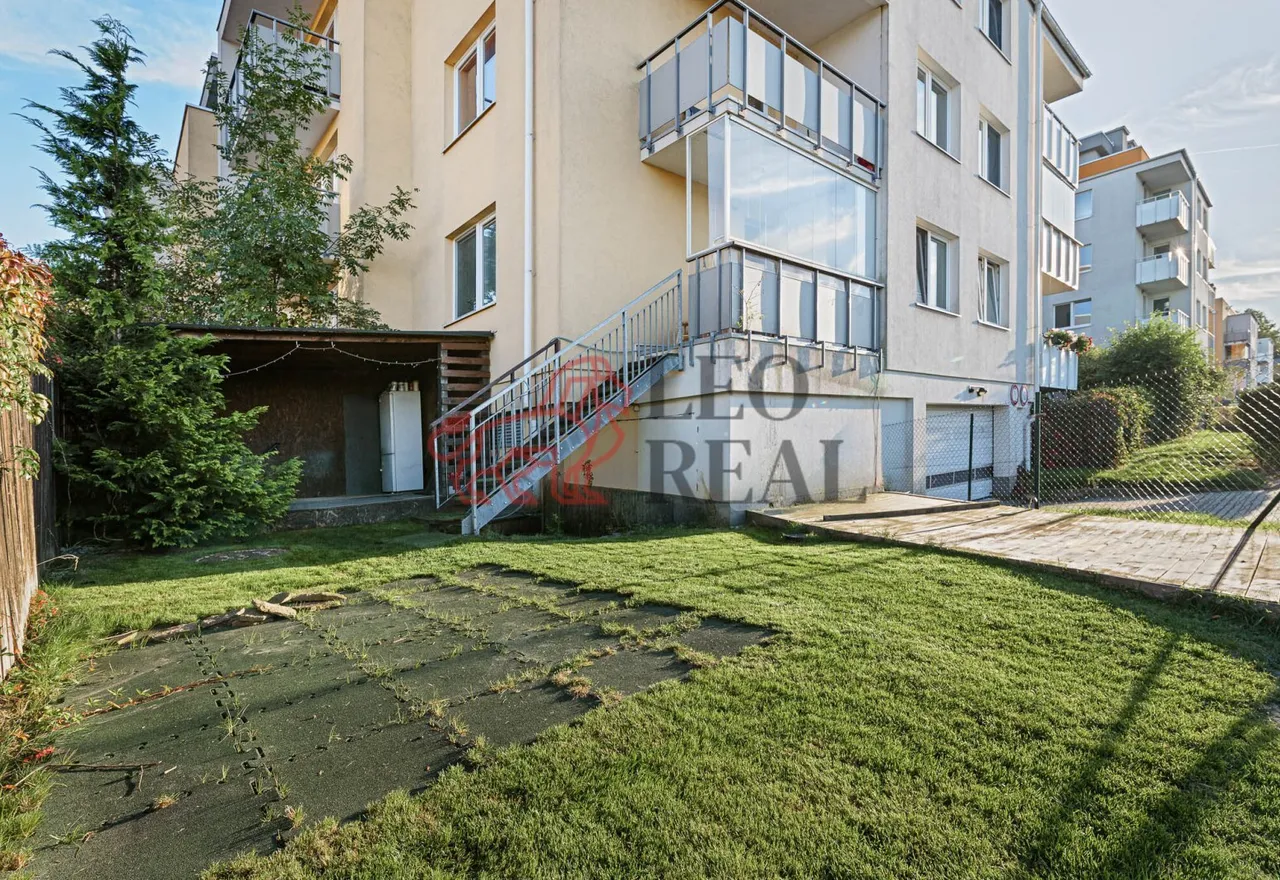 Uhrineves_001.jpg