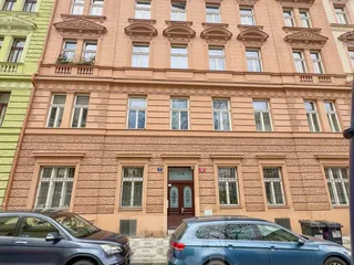 Dům