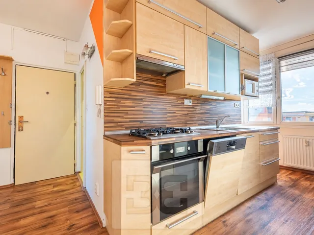 Pronájem bytu 3+kk 63 m²