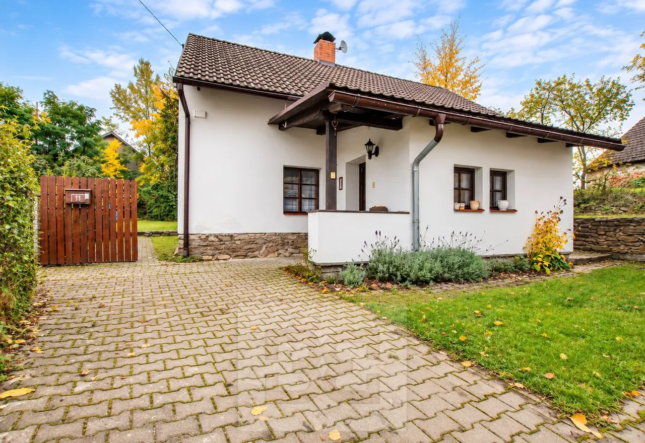 Dům