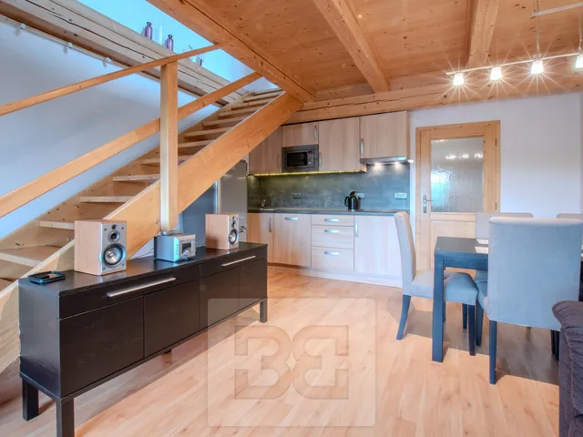 Pronájem bytu 3+kk 74 m²
