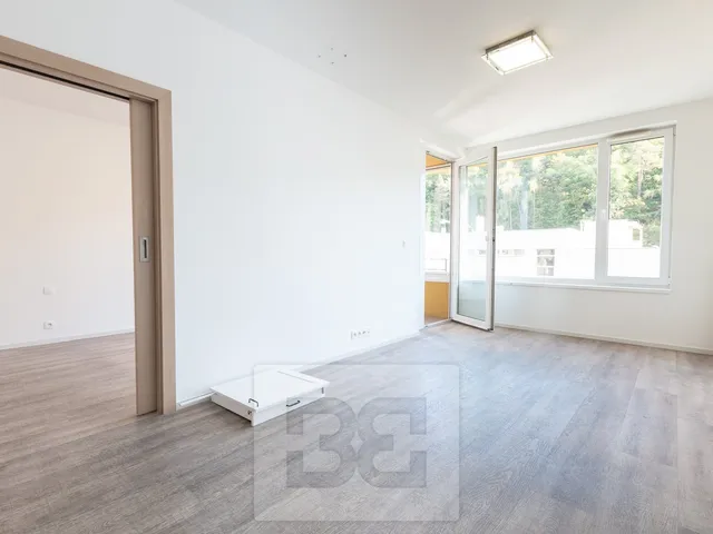 Pronájem bytu 2+kk 43 m²
