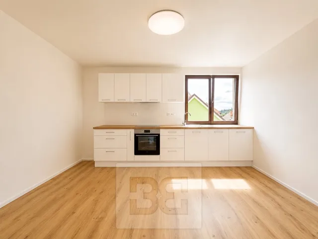 Pronájem bytu 2+1 72 m²