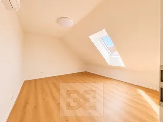 DB4CBD67-2A90-48C2-A645-C9953AFB4F51