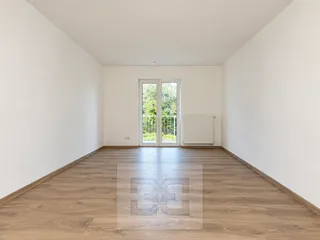 53A82099-018E-4889-8252-3C3EFB3C7905