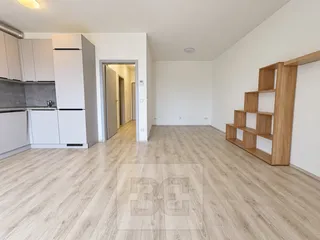 CB3D1807-21BD-486B-9BED-BD90CA2E791B