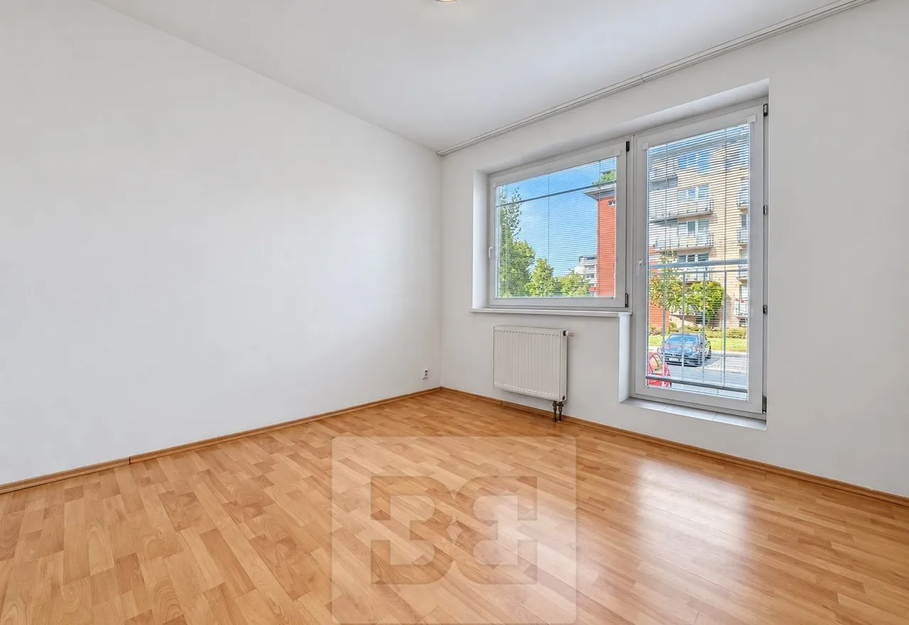 A8E89272-1EA5-4BED-AB09-0611912F1E7B
