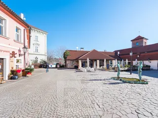 Byt-Cihelná-15