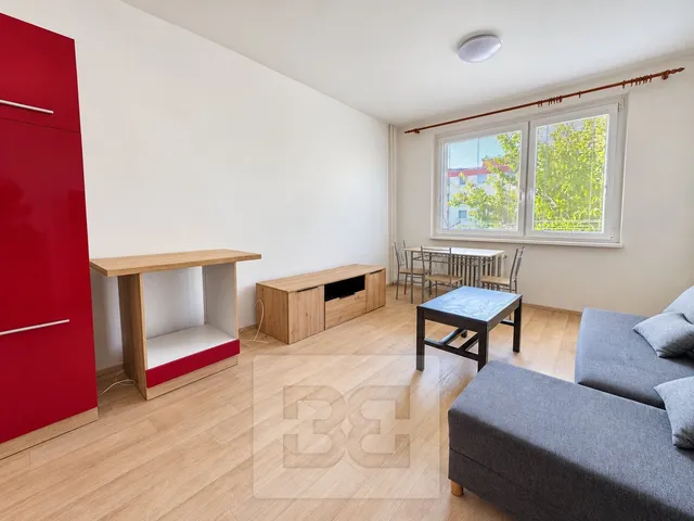 Pronájem bytu 2+kk 36 m²